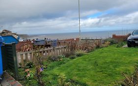 Sea View Flat 2 With Fast Wifi And Free Parking